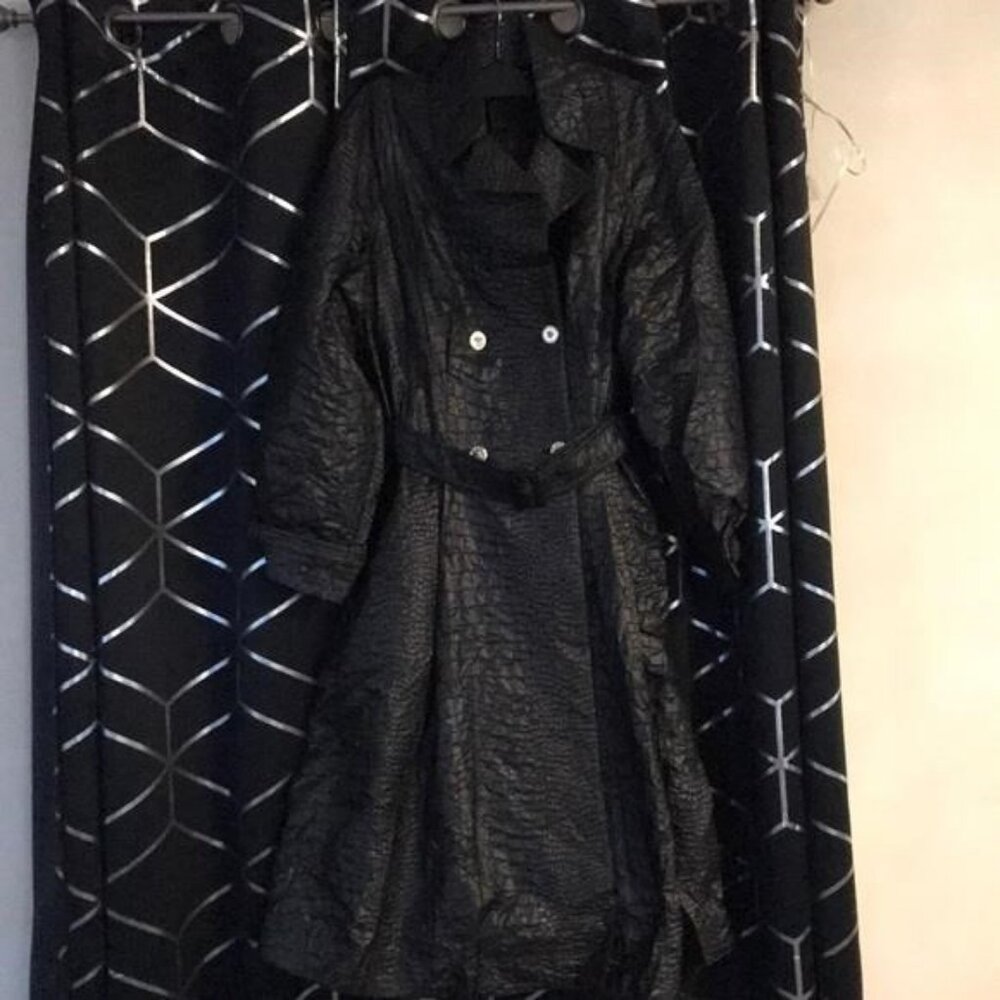 New Authentic Versace Croc-Textured Lacquered A-Line Trench Coat